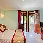 Club Tarhan 4*