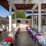 Θέρετρο Club Tarhan 4*