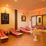 Club Tarhan 4*