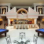 Club Tarhan Θέρετρο
