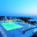 Club Tarhan Θέρετρο