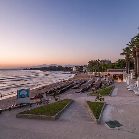 Club Tarhan 4*