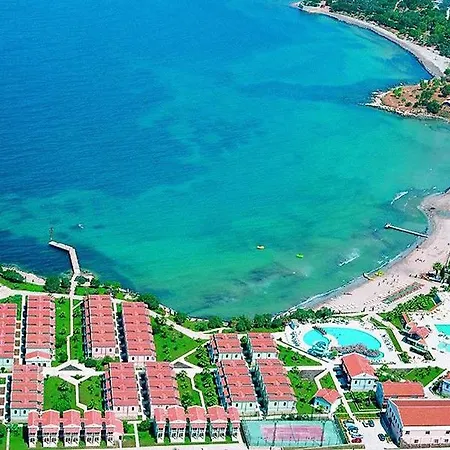 Club Tarhan 4*