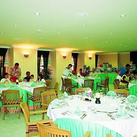 Club Tarhan Resort 4*