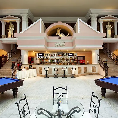 Club Tarhan Resort