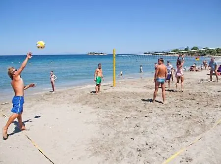 Club Tarhan Resort