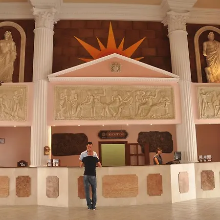 Курортный комплекс Club Tarhan